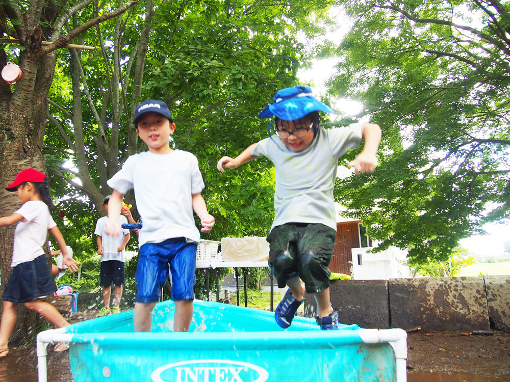 水かけ祭りを開催しました 日々のこと つくばのインターナショナルスクール 英会話スクールはkidscreation キッズクリエーション