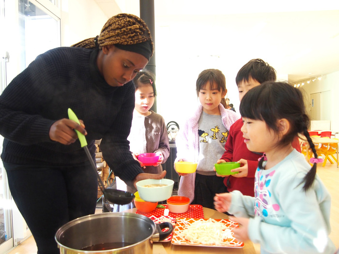 英語学童保育　プリスクール　英語幼稚園